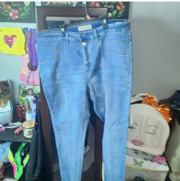 🍁🍂Nwot Haute curve skinny jeans 20 - Picture 2 of 6